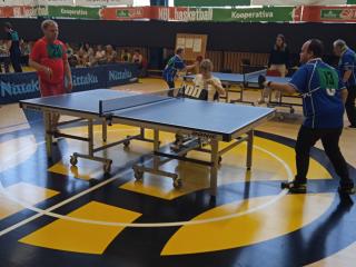 TURNAJ STOLNÍ TENIS