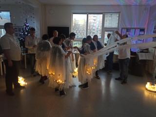 VÁNOČNÍ POSEZENÍ V DST