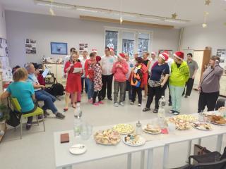 VÁNOČNÍ POSEZENÍ V DST