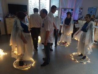 VÁNOČNÍ POSEZENÍ V DST