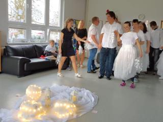 VÁNOČNÍ POSEZENÍ V DST