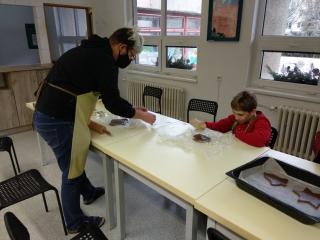 PEČENÍ PERNÍČKŮ