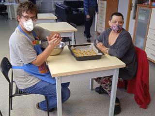 pečení vánočního cukroví