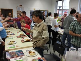 VÁNOČNÍ POSEZENÍ V DST