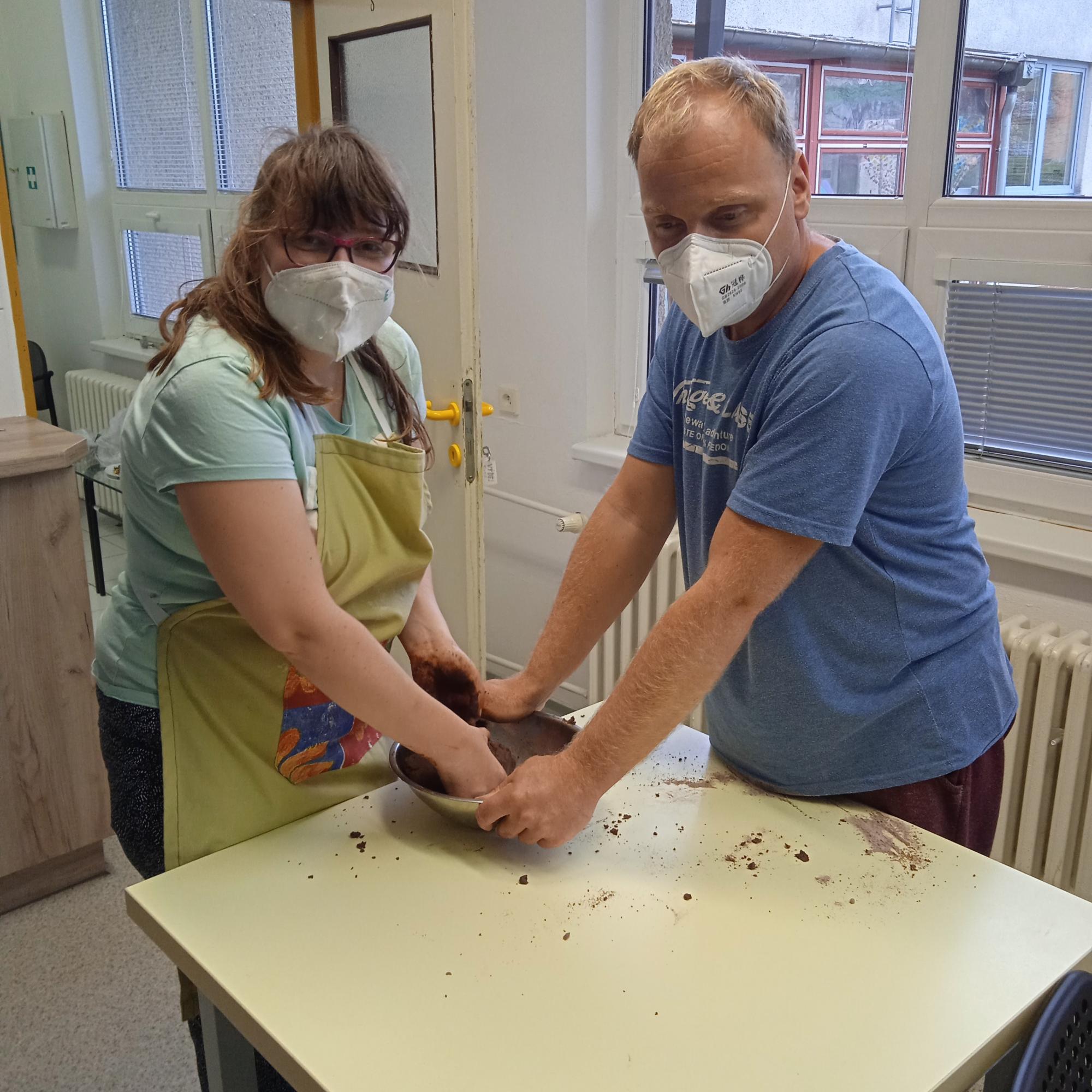 pečení vánočního cukroví