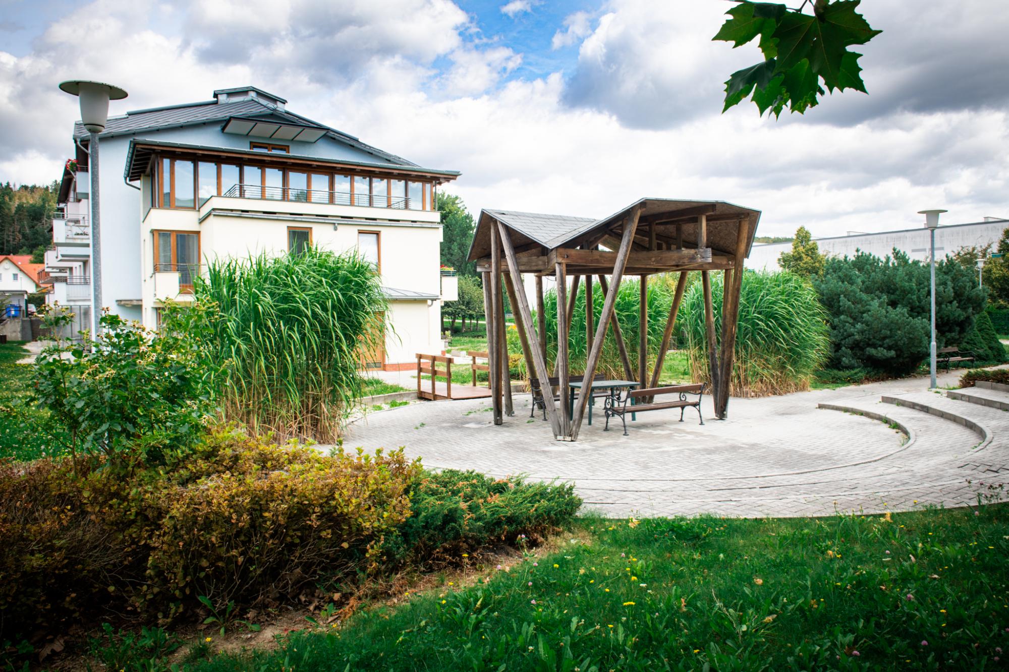 Dům s pečovatelskou službou