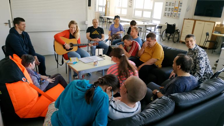 SPOLEČNÉ ZPÍVÁNÍ